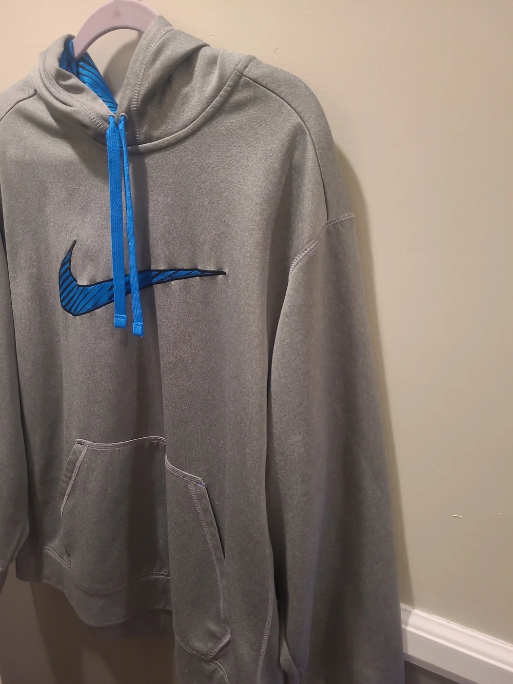 Nike Mens Hoodie Therma-FIT Pullover Gray Blue XL Swoosh Graphic Sweatshirt